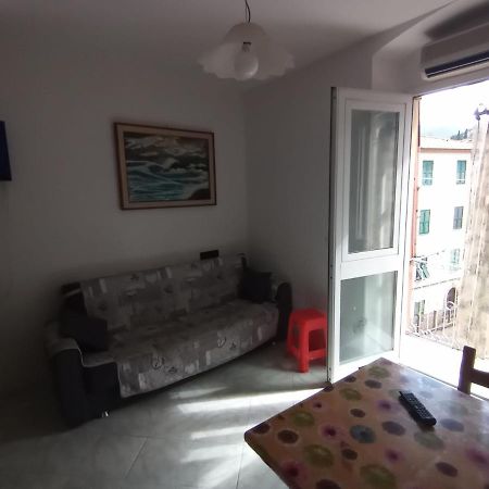 Апартаменти Casa Albarosa, 10 Min Walk Train Station, Free Parking. Ла-Спеція Екстер'єр фото