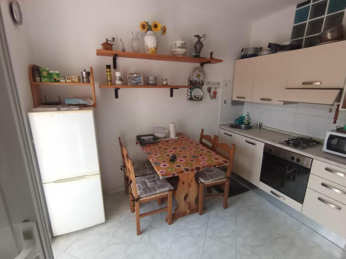 Апартаменти Casa Albarosa, 10 Min Walk Train Station, Free Parking. Ла-Спеція Екстер'єр фото