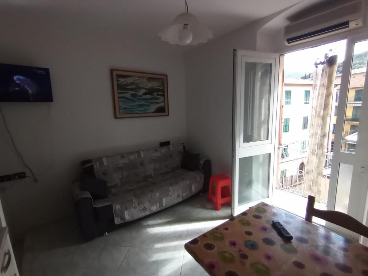 Апартаменти Casa Albarosa, 10 Min Walk Train Station, Free Parking. Ла-Спеція Екстер'єр фото